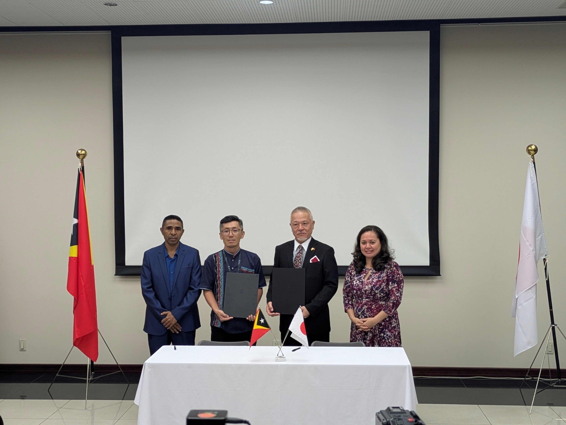 （東ティモール）新規事業の署名式