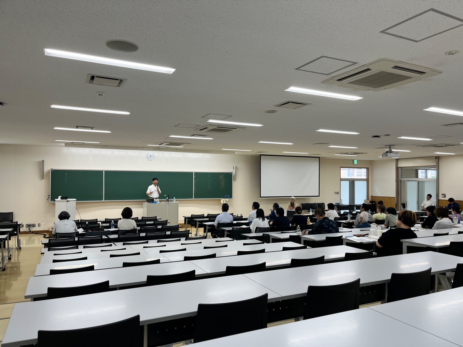 西日本芸術療法学会